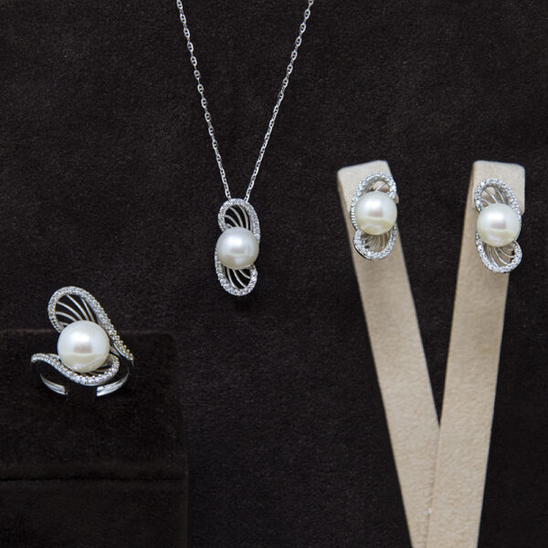 Cultured Pearl Set