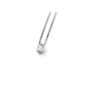 Diamond Solitaire Pendant in 18K Gold