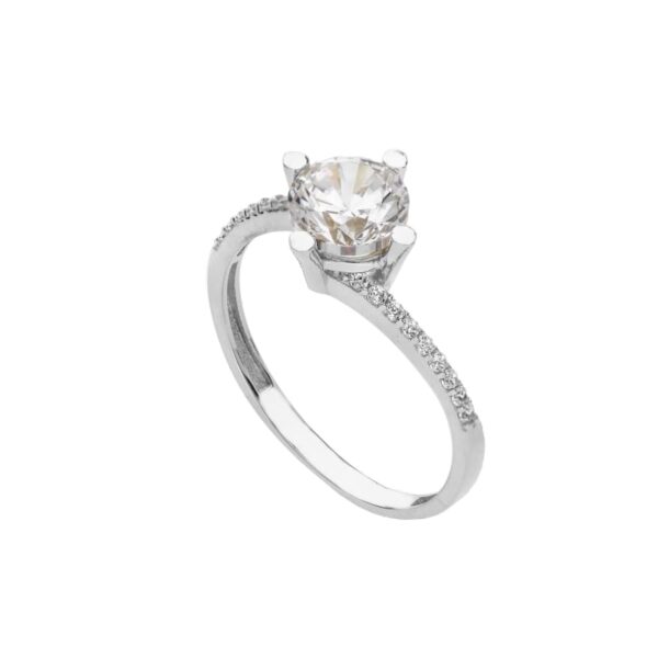 18kt Gold Solitaire Ring