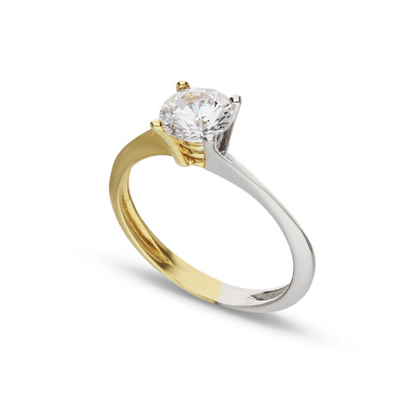 18Kt Gold Solitaire Ring