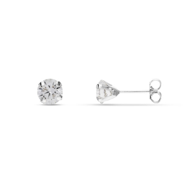 18Kt Gold Stud Earrings