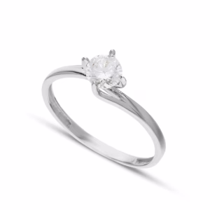 18Kt Gold Solitaire Ring